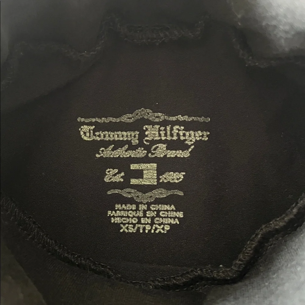 Tommy Hilfiger Black Turtleneck Sweater with Subtle Logo - Picture 4 of 5